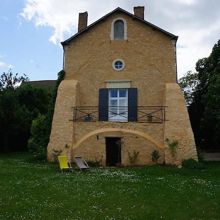 Le Prieure Bed & Breakfast Lezigne Exterior photo