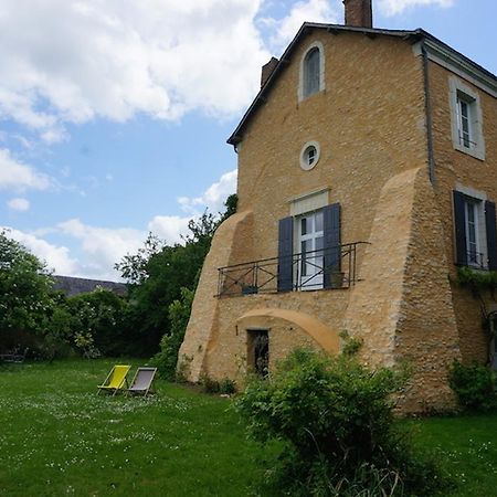 Le Prieure Bed & Breakfast Lezigne Exterior photo